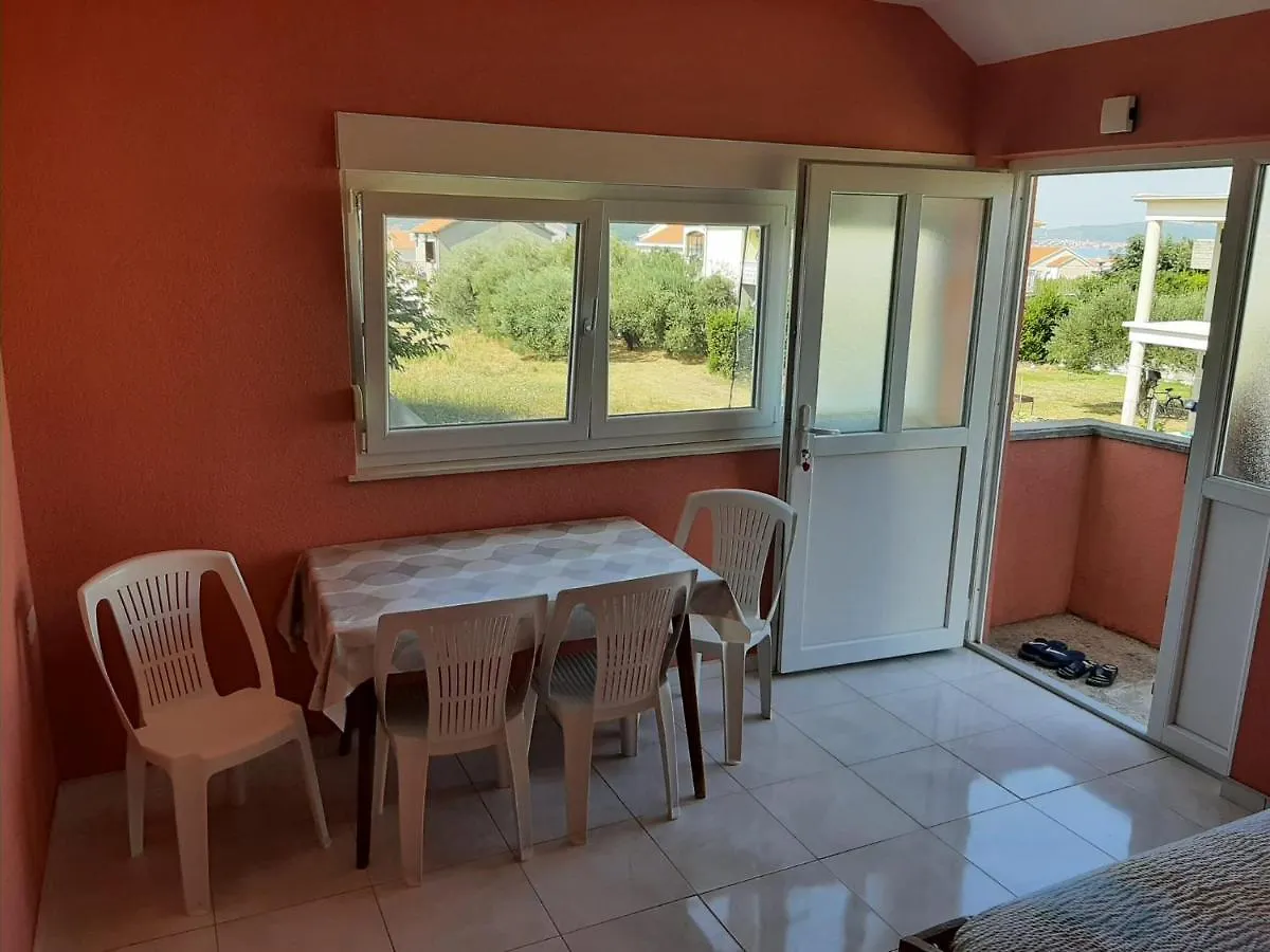 Apartman Nikola Bibinje 0*,  Croatia